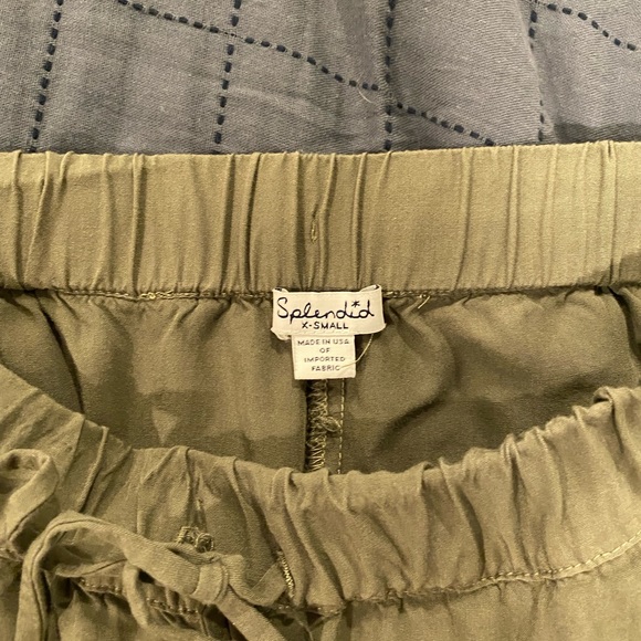 Splendid olive green shorts - Picture 3 of 3